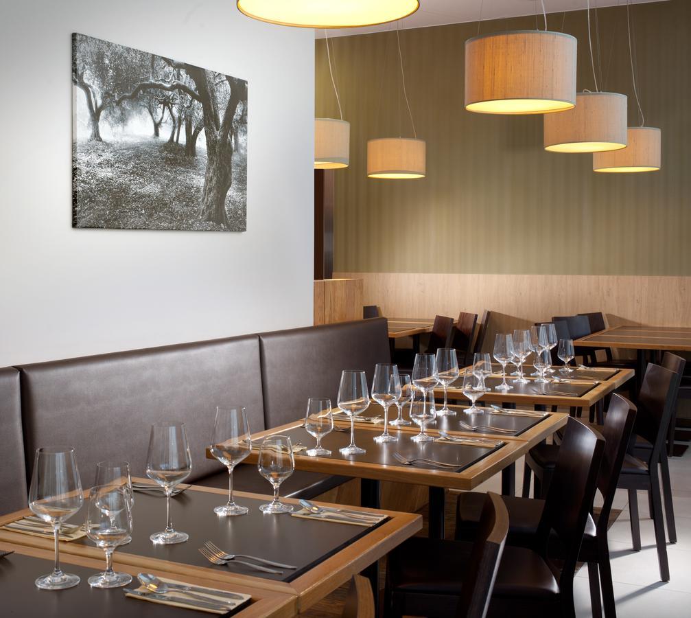 Comfort Hotel Olomouc Centre Ngoại thất bức ảnh